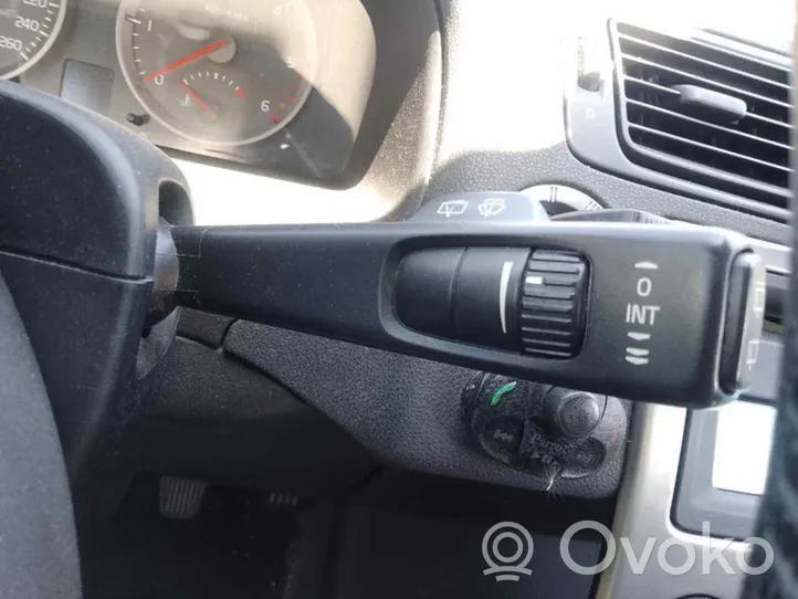 Volvo C30 Pyyhkimen/suuntavilkun vipukytkin 