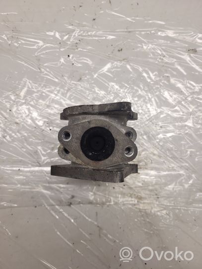 Volkswagen Golf V Soupape vanne EGR 038129637D