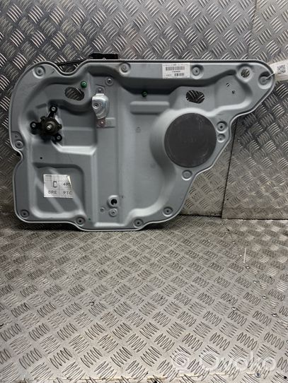 Volkswagen Touran I Takaoven manuaalinen ikkunan nostin 1T0839462N