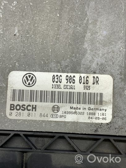 Volkswagen Touran I Sterownik / Moduł ECU 03G906016DR