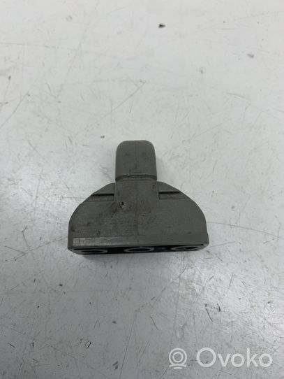 Audi A8 S8 D3 4E Clip/gancio/supporto per aletta parasole 4D0857561E