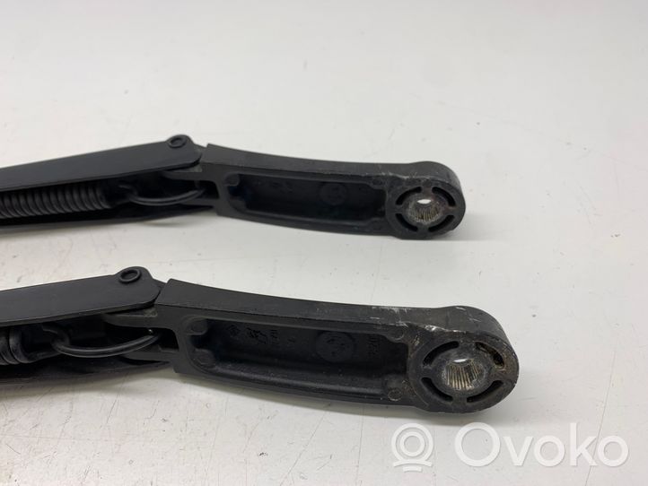 Volkswagen Tiguan Windshield/front glass wiper blade 5N1955409