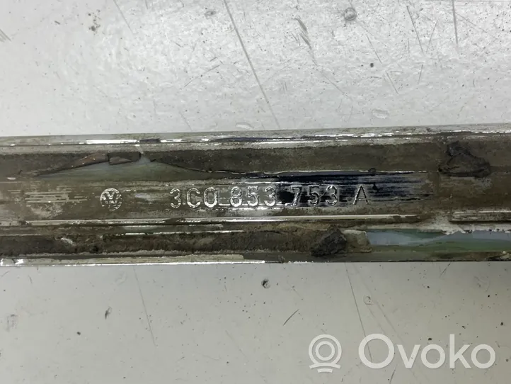 Volkswagen PASSAT B6 Moulures des vitres de la porte arrière 3C0853753A