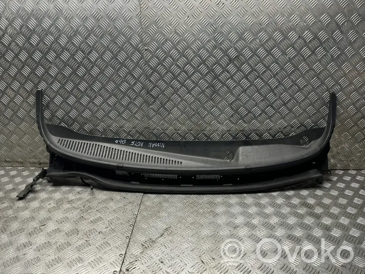 Nissan Note (E11) Rivestimento del tergicristallo 668629U100