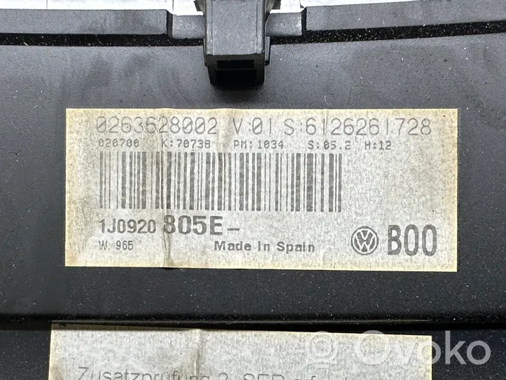 Volkswagen Bora Nopeusmittari (mittaristo) 1J0920805E