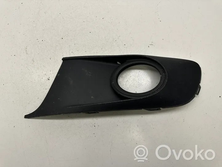 Volkswagen Touran II Verkleidung Nebelscheinwerfer / Gitter vorne 1T0853665N