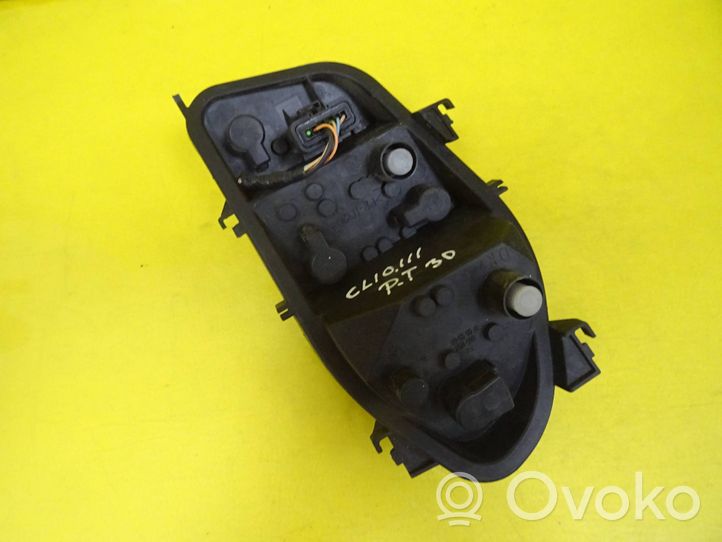 Renault Clio III Wkład lampy tylnej 89065088