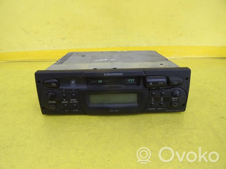 Volkswagen Golf III Panel / Radioodtwarzacz CD/DVD/GPS GM3201Y1126510