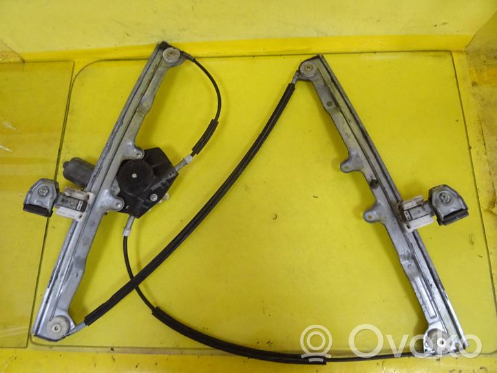 Mitsubishi Colt Moteur de lève-vitre de porte avant 0130022207