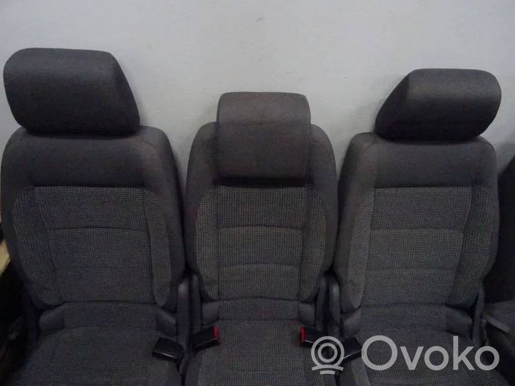 Volkswagen Touran I Juego del asiento 