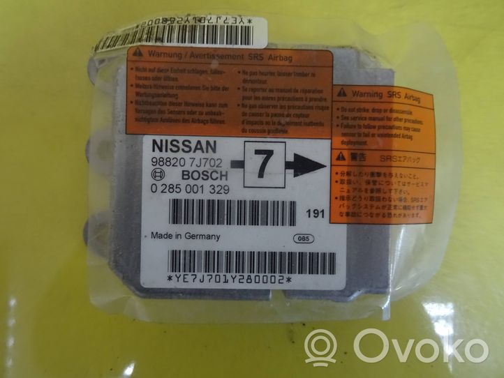 Nissan Primera Turvatyynyn ohjainlaite/moduuli 988207J702