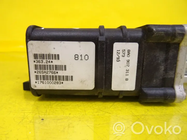 Audi 80 90 B2 Calculateur moteur ECU 0261200735