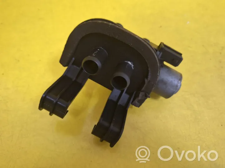 Ford Ka Zawór sterujący płynu chłodzącego 96fw18495bC