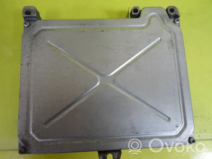 Renault 19 Calculateur moteur ECU S101718103