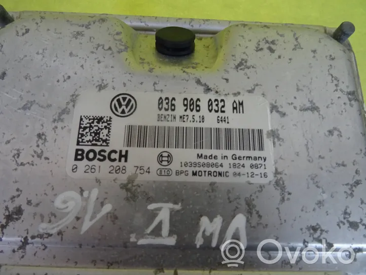 Volkswagen Golf V Centralina/modulo del motore 0261208754