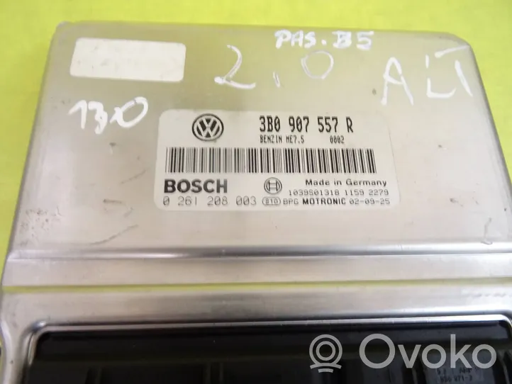 Volkswagen PASSAT B5 Centralina/modulo del motore 3B0907557R