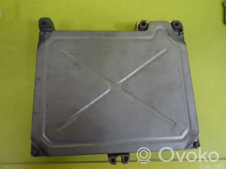 Renault Clio II Calculateur moteur ECU 7700862148