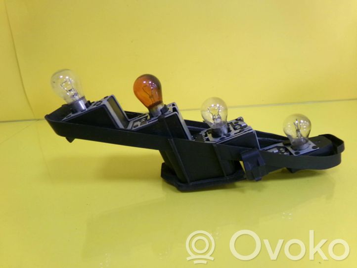 159118 Renault Scenic II Grand scenic II Tail light bulb cover holder