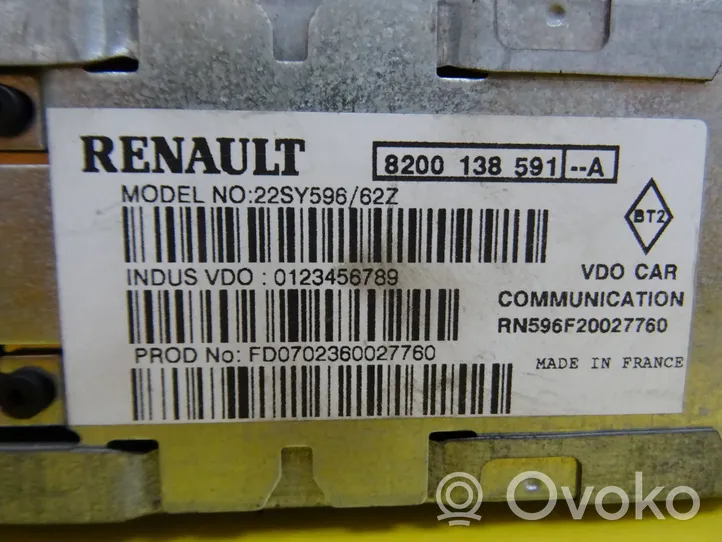 Renault Laguna II CD / DVD Laufwerk Navigationseinheit 8200138591