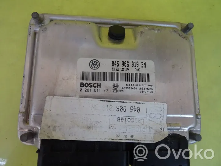 Volkswagen Fox Sterownik / Moduł ECU 0281011721