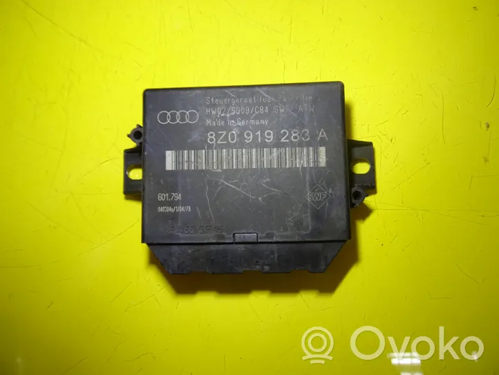 Audi A4 S4 B6 8E 8H Pysäköintitutkan (PCD) ohjainlaite/moduuli 8Z0919283A