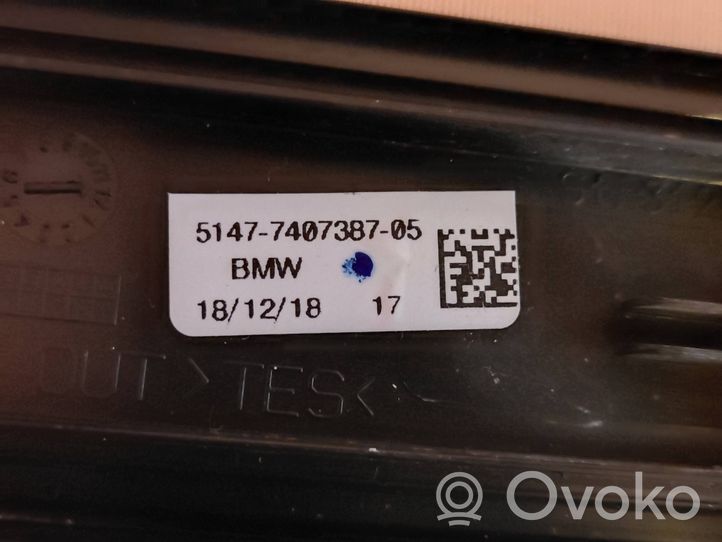 BMW 3 G20 G21 Etuoven kynnyksen suojalista 7407387
