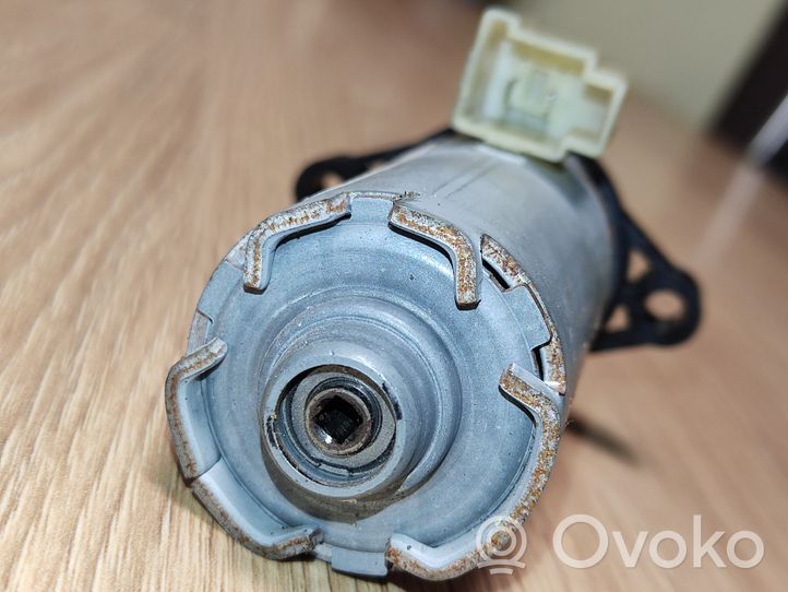 BMW 3 F30 F35 F31 Sėdynės valdymo varikliukas 7325532