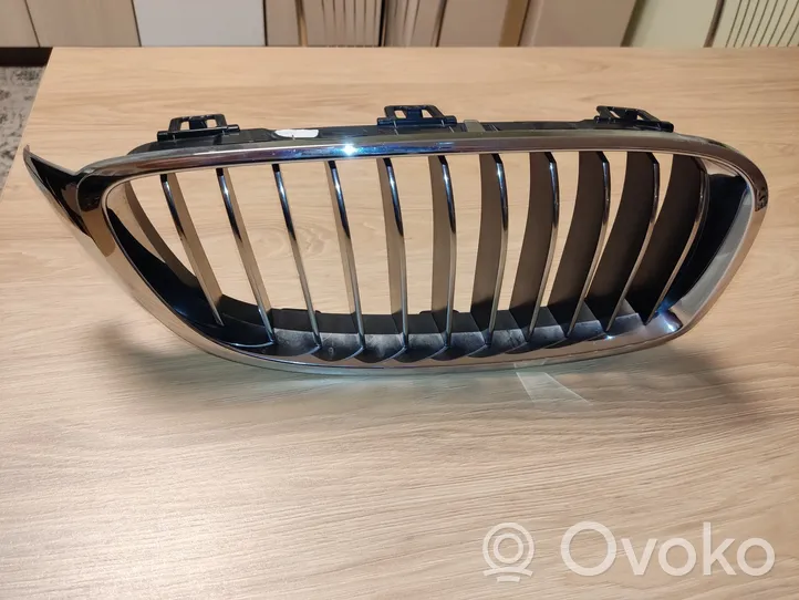 BMW 4 F32 F33 Maskownica / Grill / Atrapa górna chłodnicy 7294814