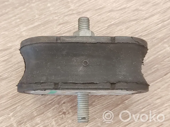 Audi A6 S6 C6 4F Pagalvė pavarų dėžės G2295040