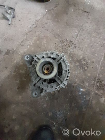 Renault Trafic II (X83) Alternator 