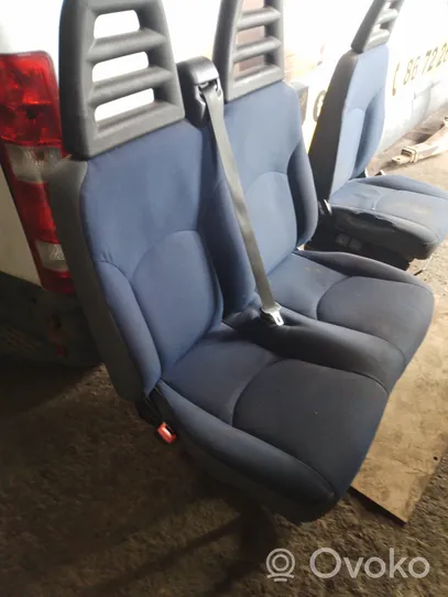 Iveco Daily 4th gen Doppio sedile anteriore 