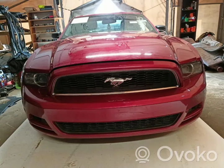 Ford Mustang V Takaluukun sarana 