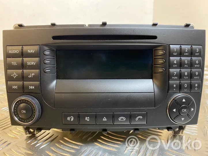 Mercedes-Benz CLK A209 C209 Radio/CD/DVD/GPS-pääyksikkö A2098206789