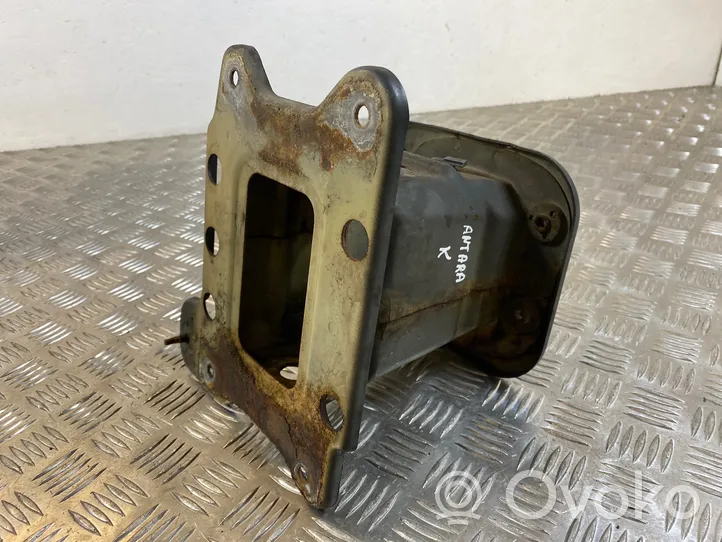 Opel Antara Staffa del pannello di supporto del radiatore 