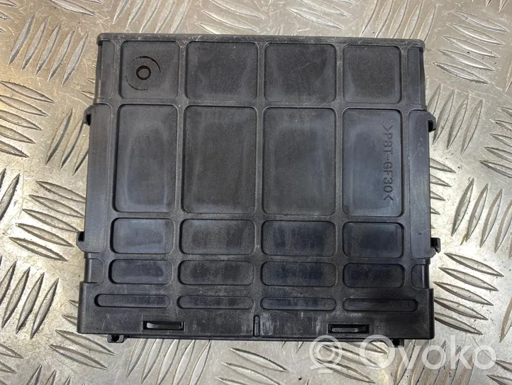 Mitsubishi Pajero Sterownik / Moduł ECU MK387485