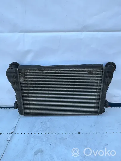 Volkswagen Touran I Chłodnica powietrza doładowującego / Intercooler 1K0145927