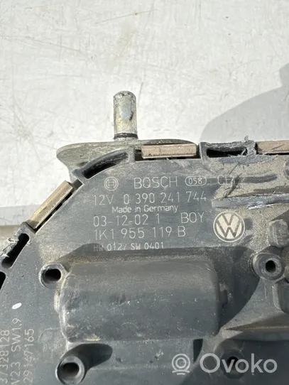 Volkswagen Golf V Front wiper linkage and motor 1K1955119B