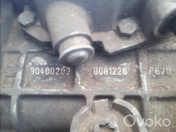 Opel Corsa C Manuaalinen 6-portainen vaihdelaatikko 90400209