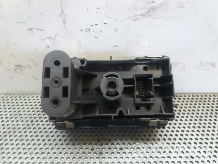 Opel Zafira B Light switch 04061100