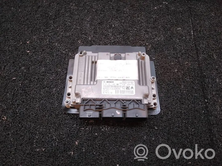 Citroen C4 II Moottorin ohjainlaite/moduuli 9677031180