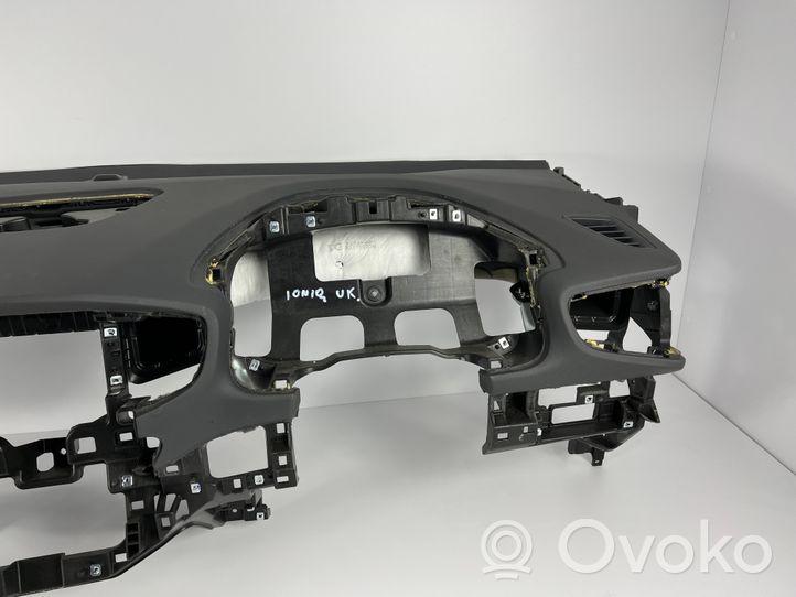 Hyundai Ioniq Dashboard 84720G2900