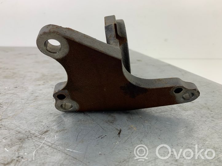 Toyota Avensis T270 Staffa del cuscinetto di supporto dell’albero di trasmissione 4345705050