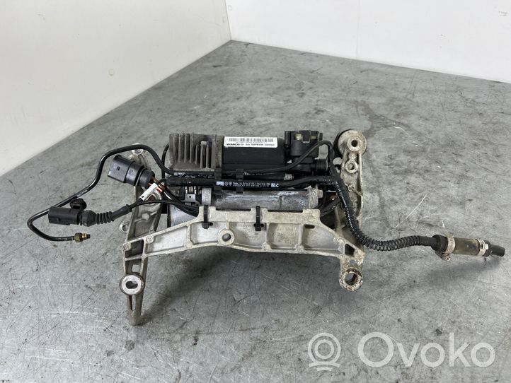 Audi Q7 4L Air suspension compressor/pump 8946072822