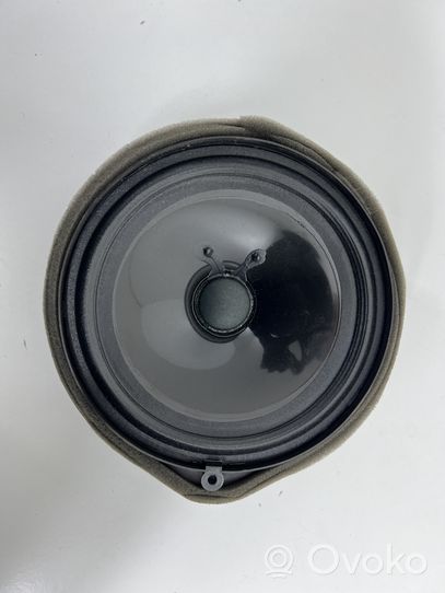 Honda CR-V Front door speaker 