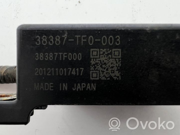 Honda CR-V Wzmacniacz anteny 38387TF0003