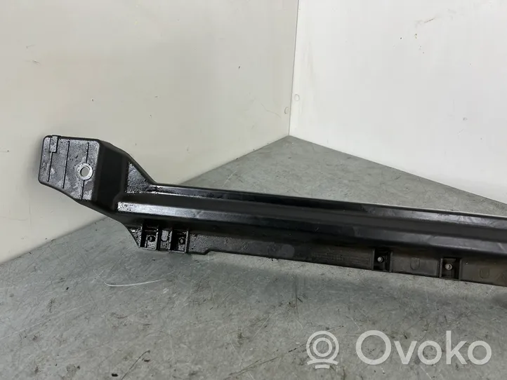 Volkswagen Touareg II Pannello di fondo di supporto del radiatore 7P0805551