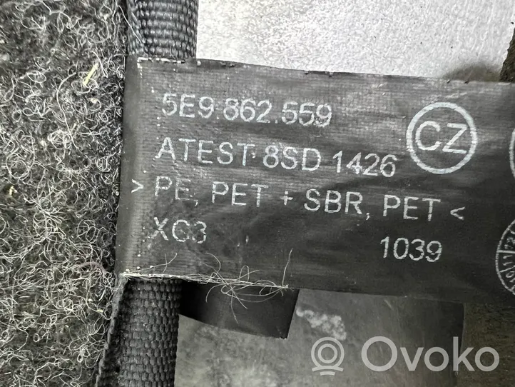 Skoda Octavia Mk3 (5E) Wykładzina bagażnika 5E9862559