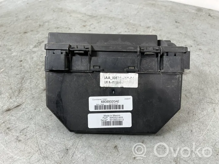 Jeep Grand Cherokee Module de fusibles 68089320AE