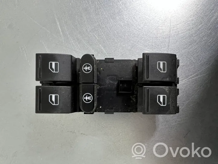 Volkswagen Touareg II Electric window control switch 7N0959857