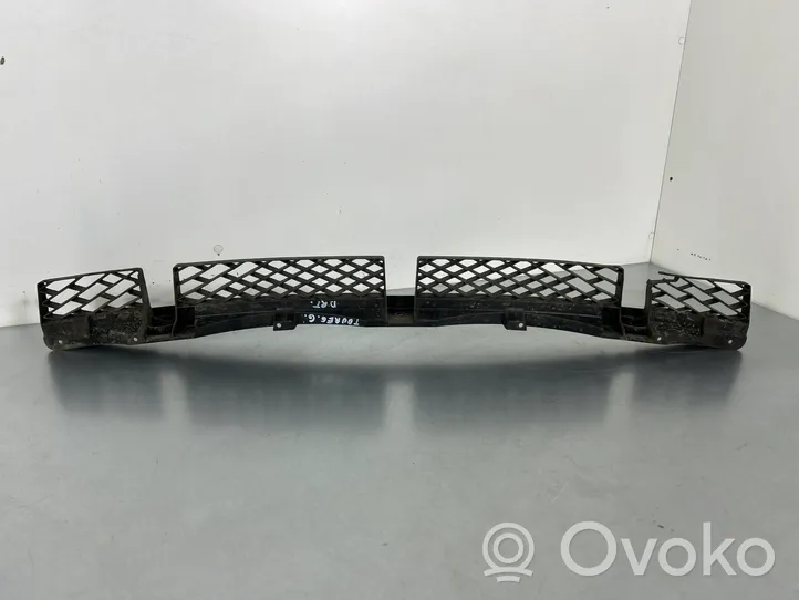 Volkswagen Touareg II Support de pare-chocs arrière 7P6807863